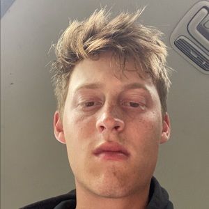 Meet your Posher, Maxwell